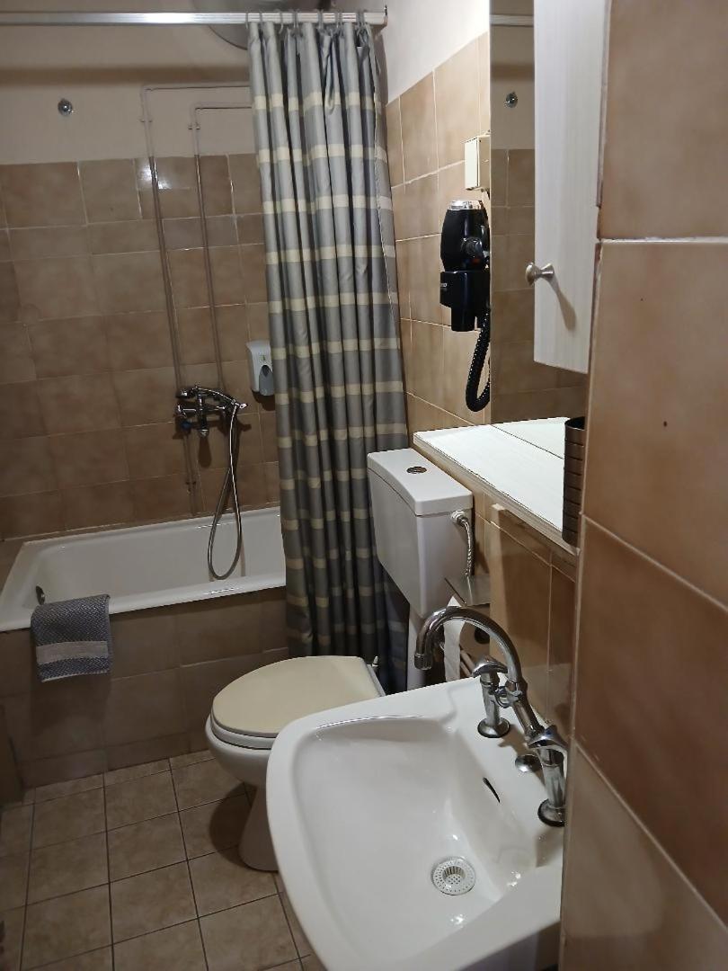 Tina Hotel Chania  Buitenkant foto